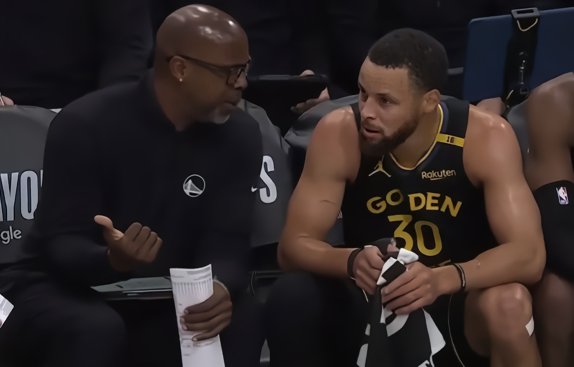 关于NBA季后赛赛程吃紧；明尼苏达森林狼今夜内部沟通；态度坚定；训练强度明显提升的信息爱游戏体育